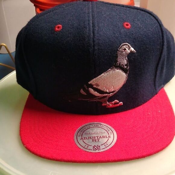 Mitchell & Ness Blue and Red Pigeon Snap Back Cap - Picture 1 of 7